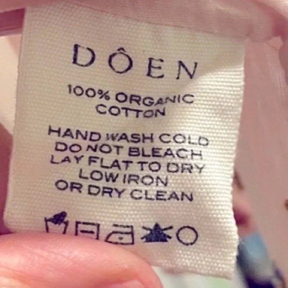 DOEN Frances Top Blush Pink Carnation Embroidery Puff Sleeve Floral - Picture 2 of 3